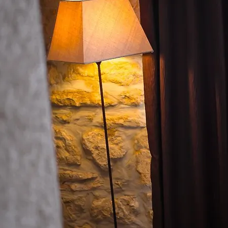 Szálloda L'empreinte Du Temps