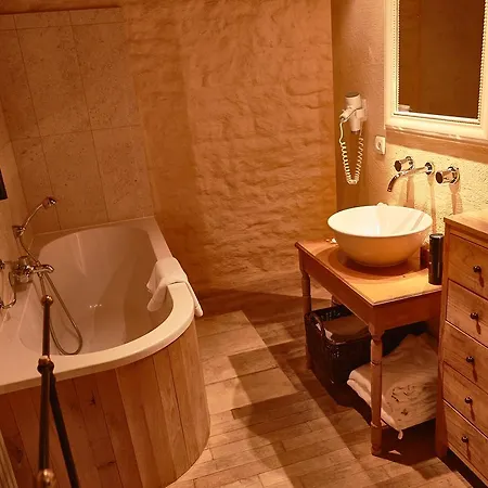 Szálloda L'empreinte Du Temps 3*